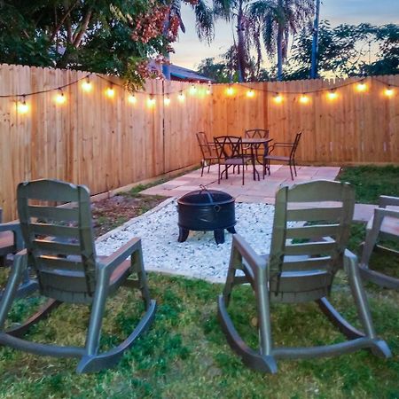 Quiet 2Br1Ba Firepit Near Beach Villa Sarasota Bagian luar foto